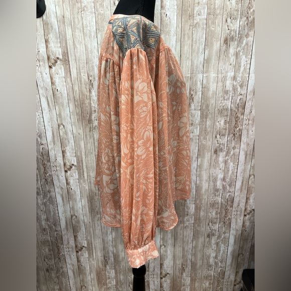 Blue B Coral Button-Up - Picture 3 of 6